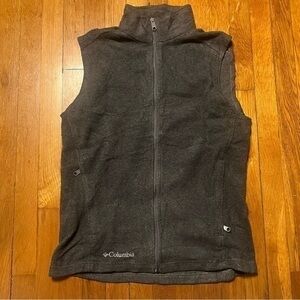 Women’s fleece Columbia vest